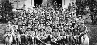 Group of men with rifles :: Click to see a larger version